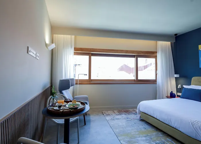 Aspasios Bonjardim Appartement *