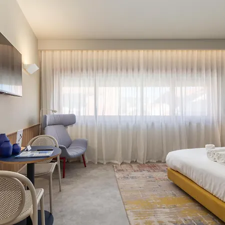 Aspasios Bonjardim *