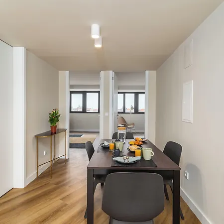 Aspasios Bonjardim 公寓